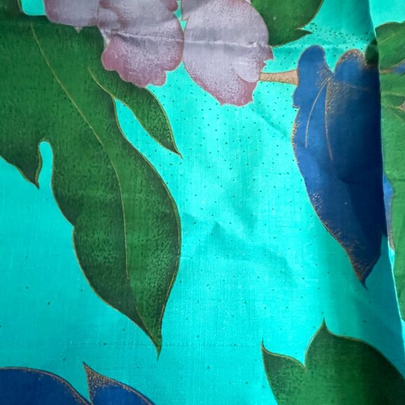 NEW Thai Turquoise Silk Scarf - Floral. 33" x 34.5" - Picture 4 of 6